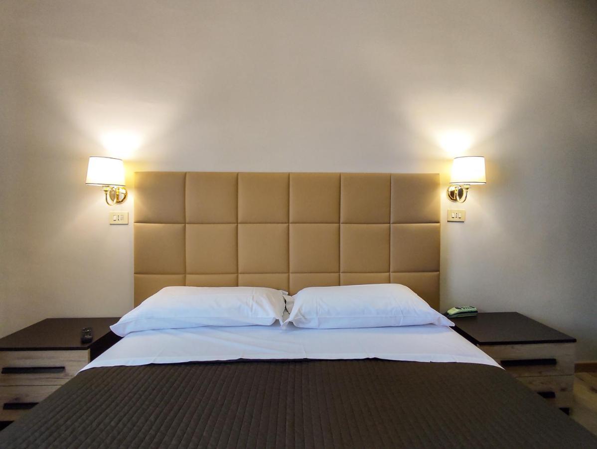 Hotel Delle Ortensie フィウッジ エクステリア 写真