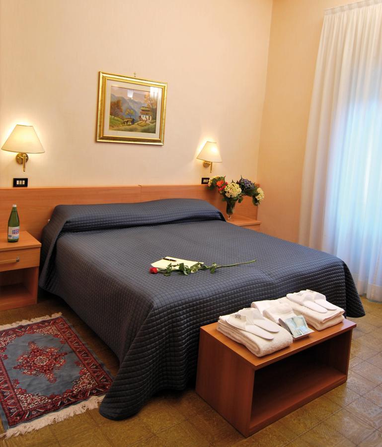 Hotel Delle Ortensie フィウッジ エクステリア 写真