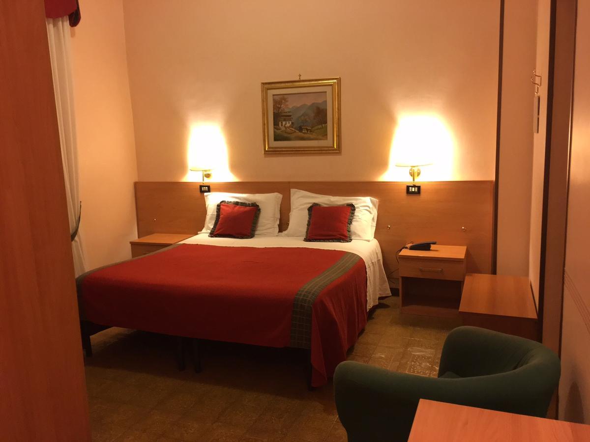 Hotel Delle Ortensie フィウッジ エクステリア 写真